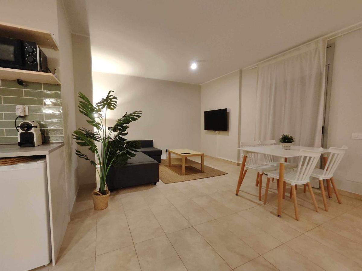 Mazi Apartments Havana Mataró Екстериор снимка