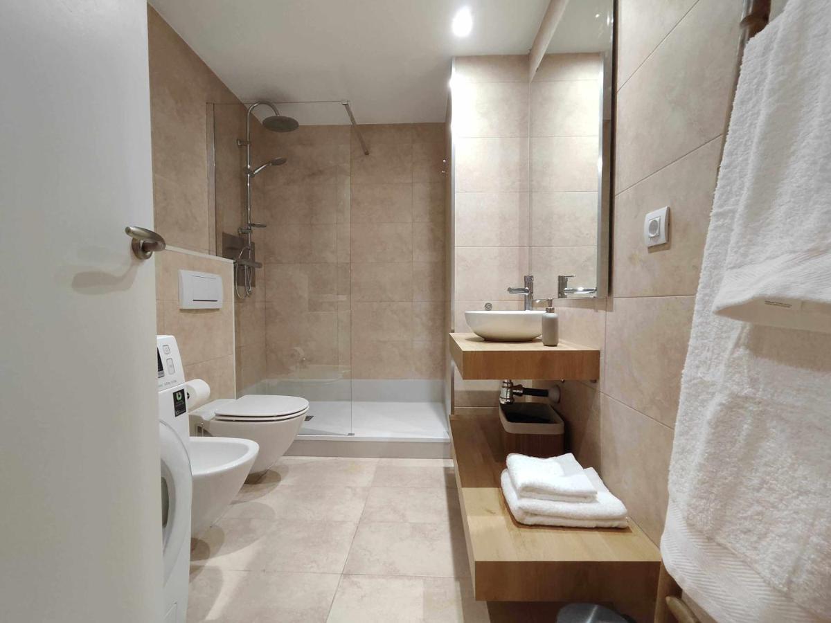 Mazi Apartments Havana Mataró Екстериор снимка