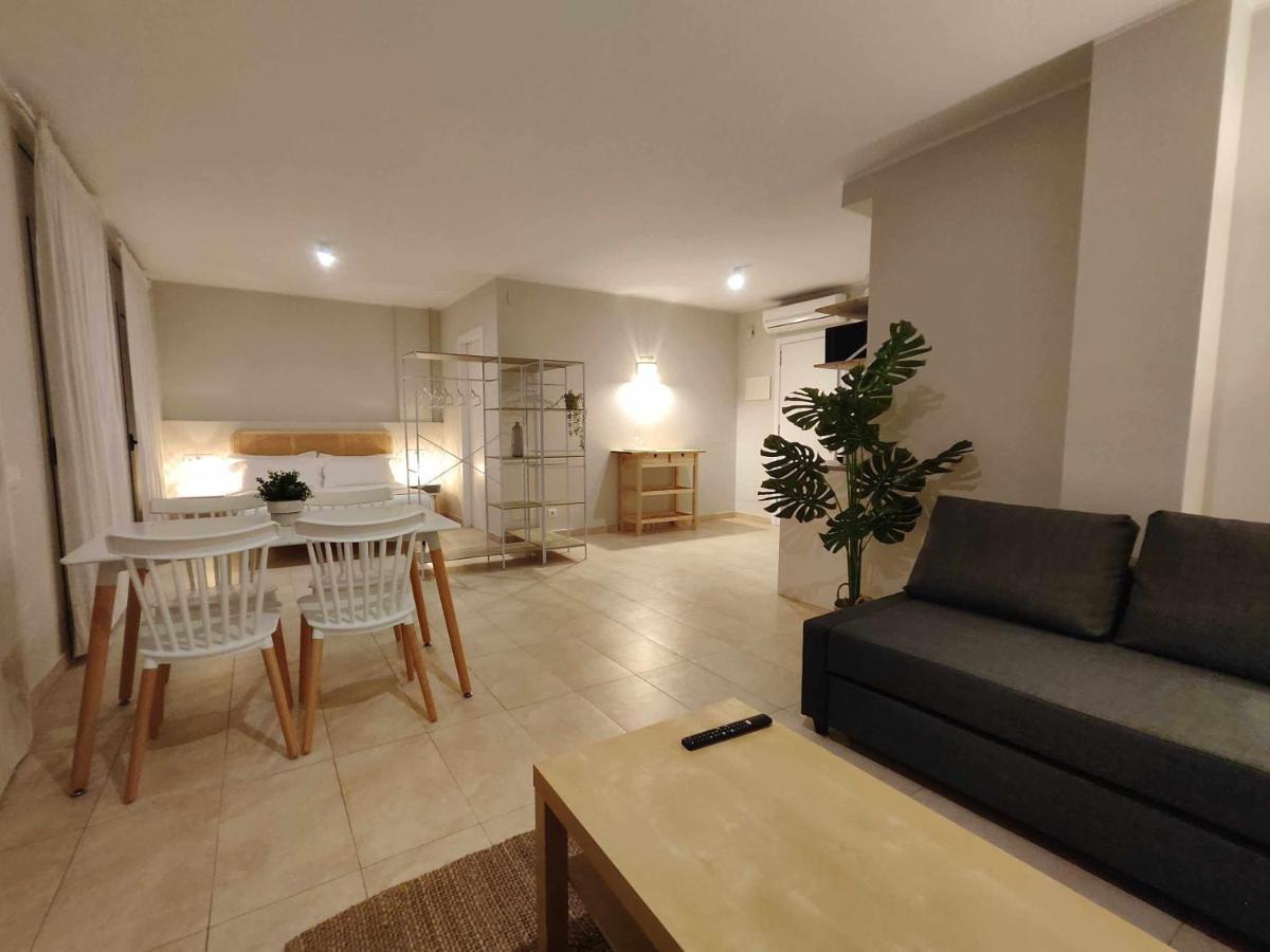 Mazi Apartments Havana Mataró Екстериор снимка