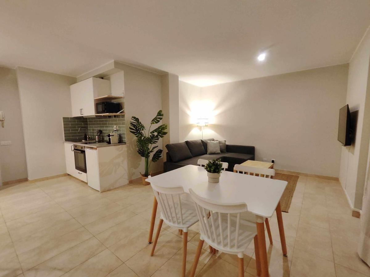 Mazi Apartments Havana Mataró Екстериор снимка