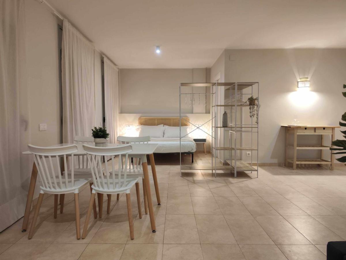 Mazi Apartments Havana Mataró Екстериор снимка