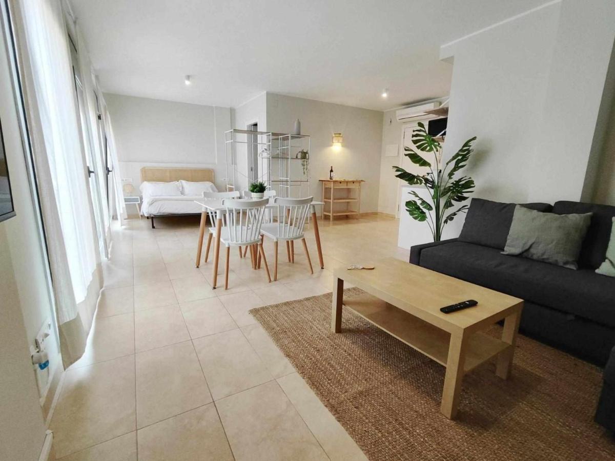 Mazi Apartments Havana Mataró Екстериор снимка