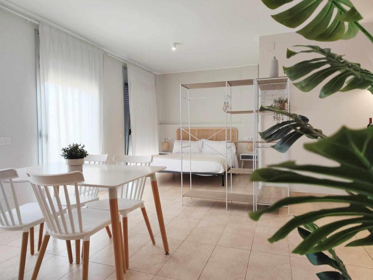 Mazi Apartments Havana Mataró Екстериор снимка
